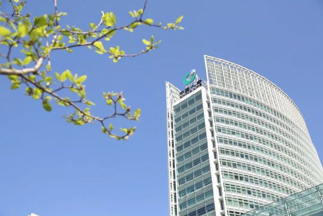 《人民日報》：奮力譜寫服務中國式現(xiàn)代化金融保險新篇章(圖2)