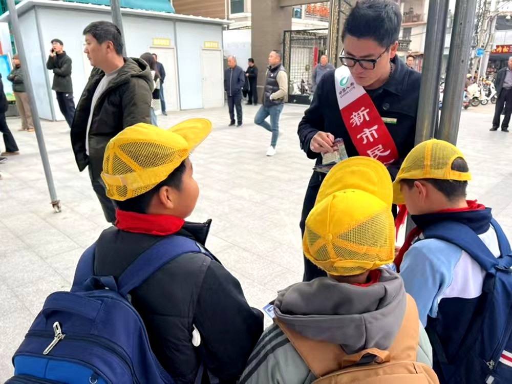 國壽壽險(xiǎn)詔安縣支公司：迎著朝陽 金融知識(shí)進(jìn)校園(圖2)
